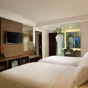 Deluxe Twin Room Balcony Daily Activity